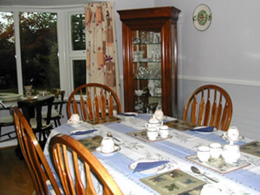 Twin Oaks Bed & Breakfast Kilkenny Dış mekan fotoğraf
