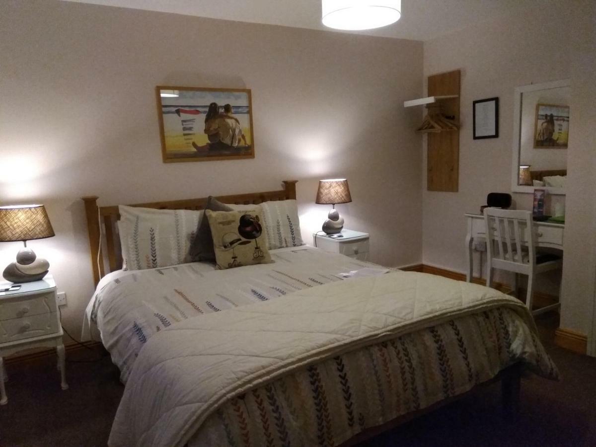 Twin Oaks Bed & Breakfast Kilkenny Dış mekan fotoğraf